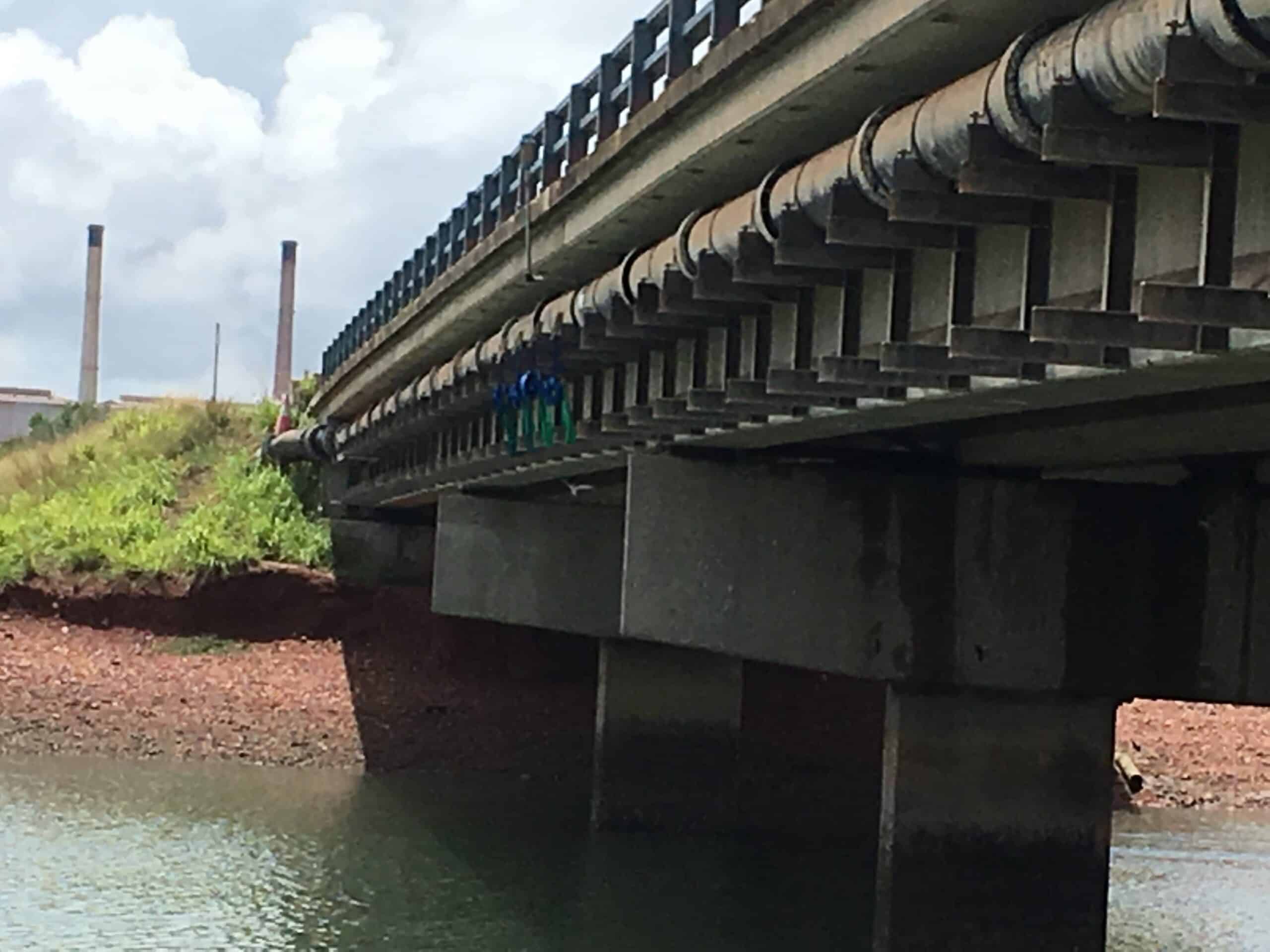 • Calliope River Anabranch Bridge Pipeline Renewal