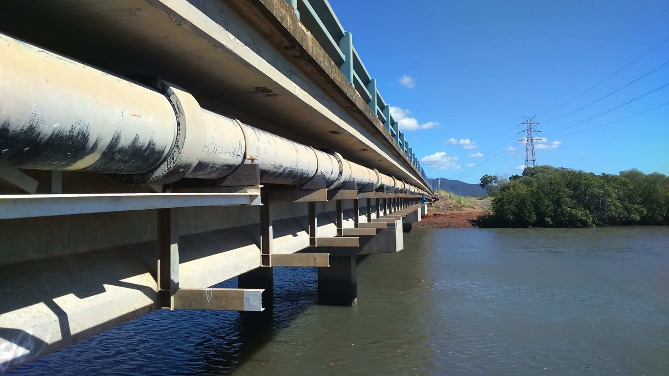 • Calliope River Anabranch Bridge Pipeline Renewal